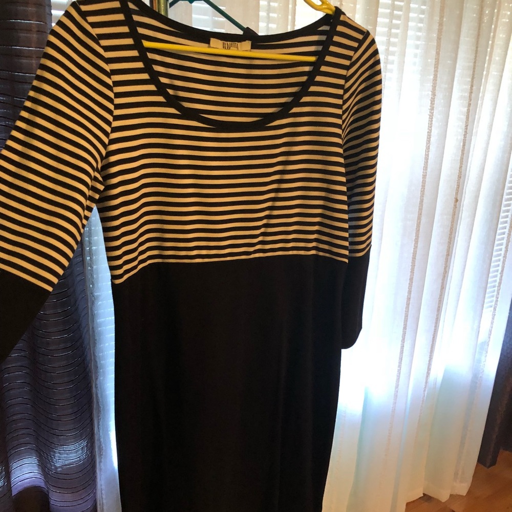 Navy blue striped top dress.
